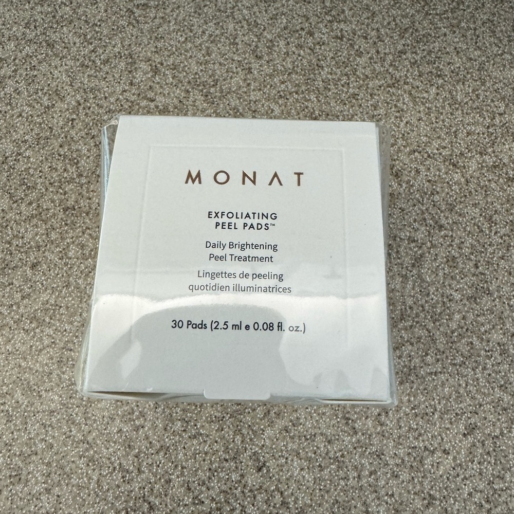 Monat Exfoliate and Peel Pads